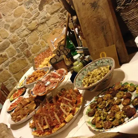 Le Querce Di Cota ファームステイ Troina