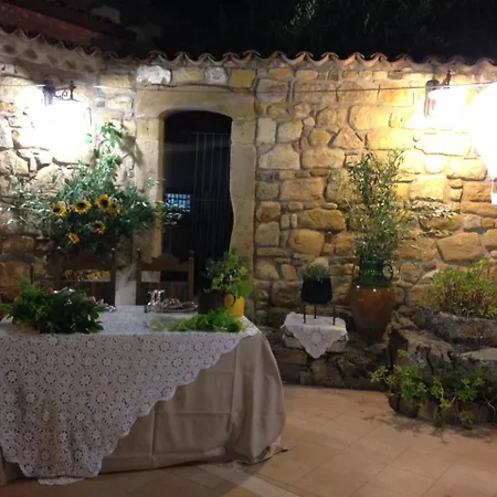 ファームステイ Le Querce Di Cota