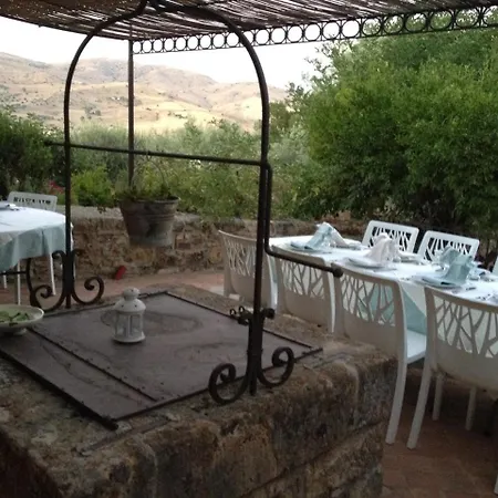 ファームステイ Le Querce Di Cota